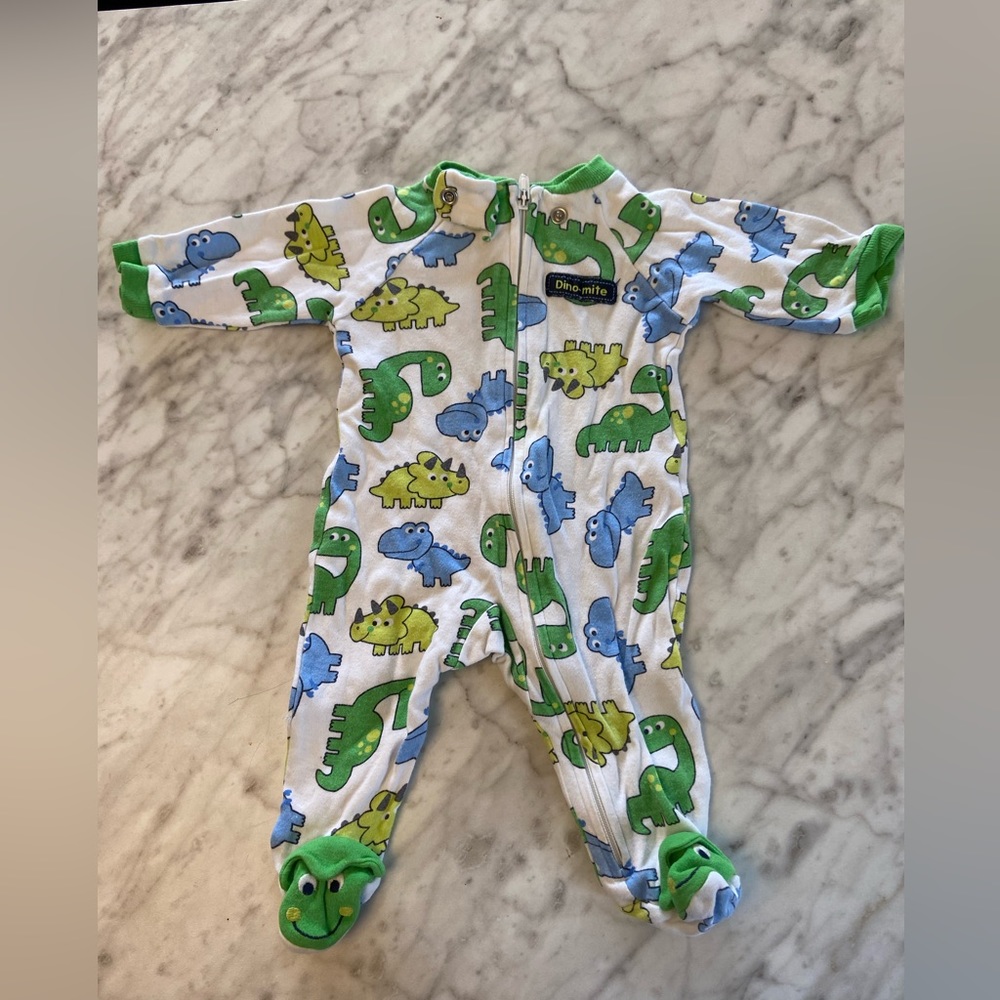 Baby Dinosaur Footsie